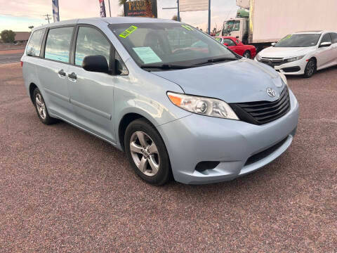 2017 Toyota Sienna L FWD photo