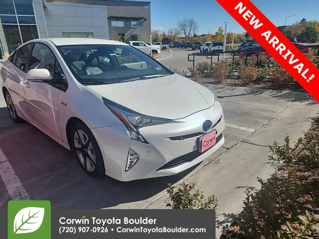 2017 Toyota Prius Four Touring FWD photo