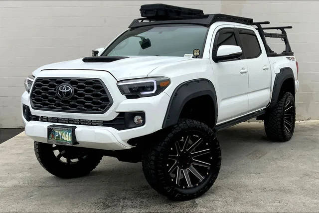 2017 Toyota Tacoma TRD Sport 4WD photo