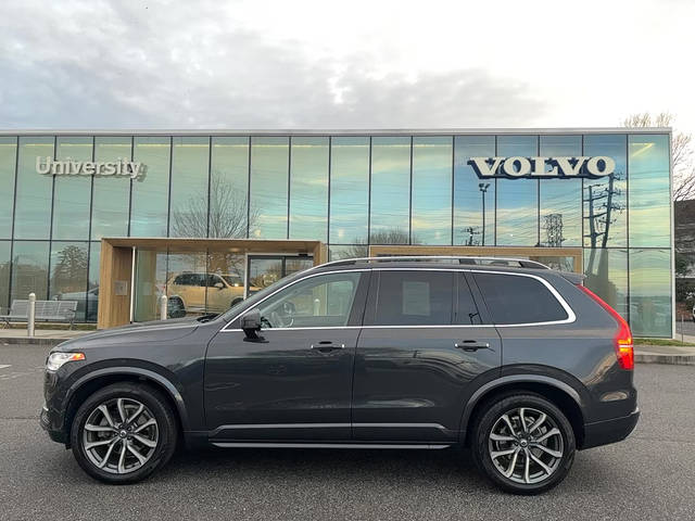 2017 Volvo XC90 Momentum AWD photo
