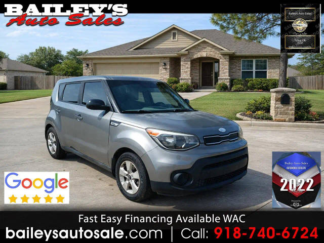 2017 Kia Soul Base FWD photo