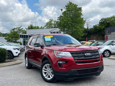 2017 Ford Explorer XLT FWD photo