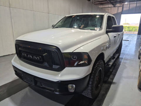 2016 Ram 1500 Big Horn 4WD photo
