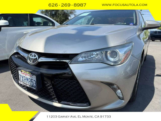 2017 Toyota Camry SE FWD photo