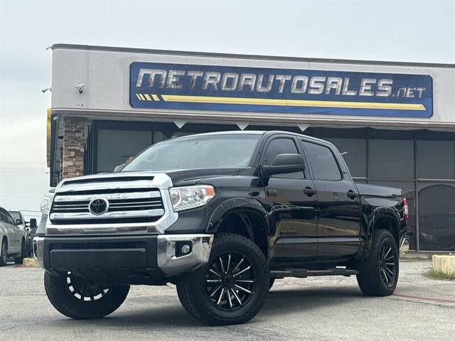 2017 Toyota Tundra SR5 4WD photo