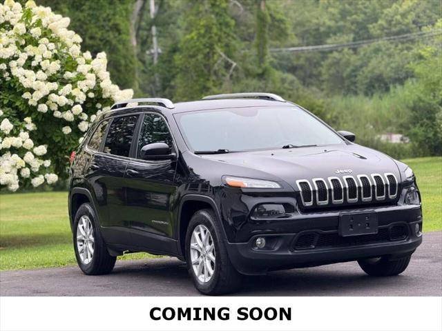 2017 Jeep Cherokee Latitude 4WD photo
