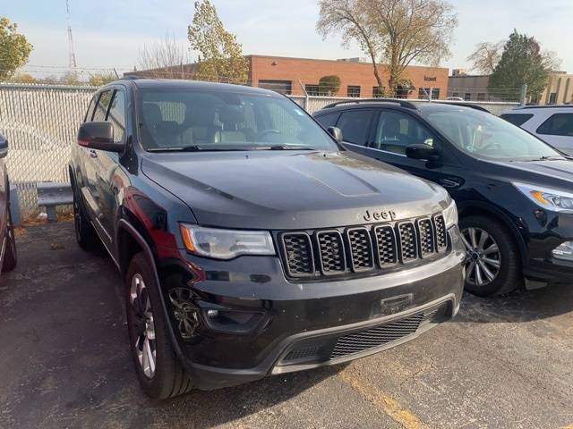 2017 Jeep Grand Cherokee Limited 4WD photo