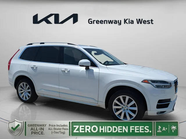 2017 Volvo XC90 Momentum AWD photo