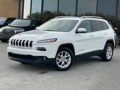 2017 Jeep Cherokee Latitude FWD photo