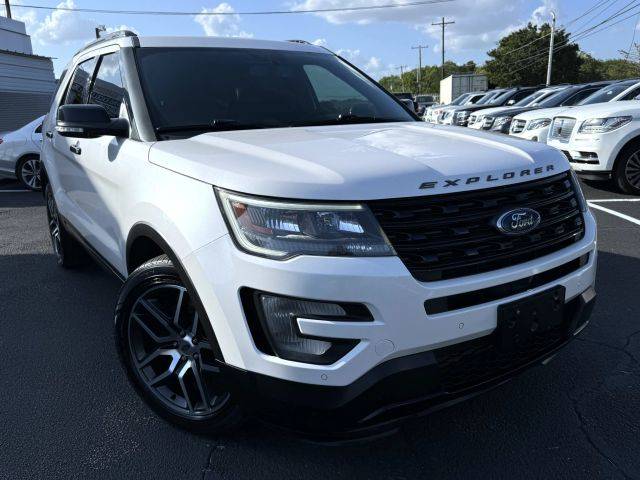 2017 Ford Explorer Sport 4WD photo