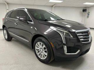 2017 Cadillac XT5 FWD FWD photo