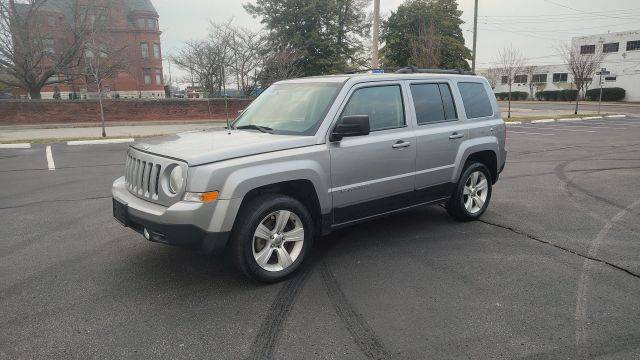 2016 Jeep Patriot Latitude 4WD photo