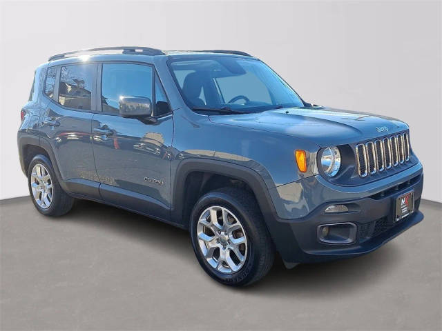 2017 Jeep Renegade Latitude 4WD photo