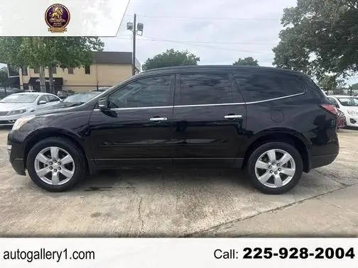2017 Chevrolet Traverse LT FWD photo