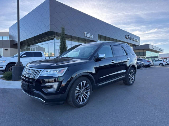 2017 Ford Explorer Platinum 4WD photo