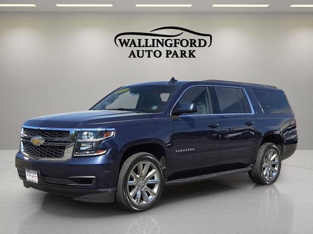 2017 Chevrolet Suburban LT 4WD photo
