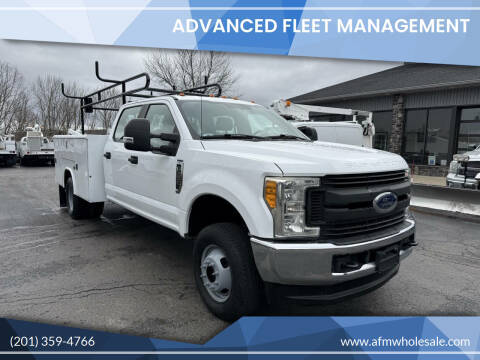 2017 Ford F-350 Super Duty XL 4WD photo
