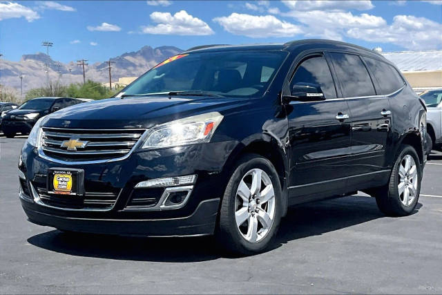 2017 Chevrolet Traverse LT FWD photo