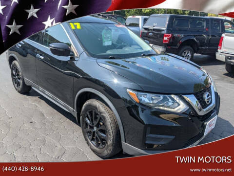 2017 Nissan Rogue SV AWD photo