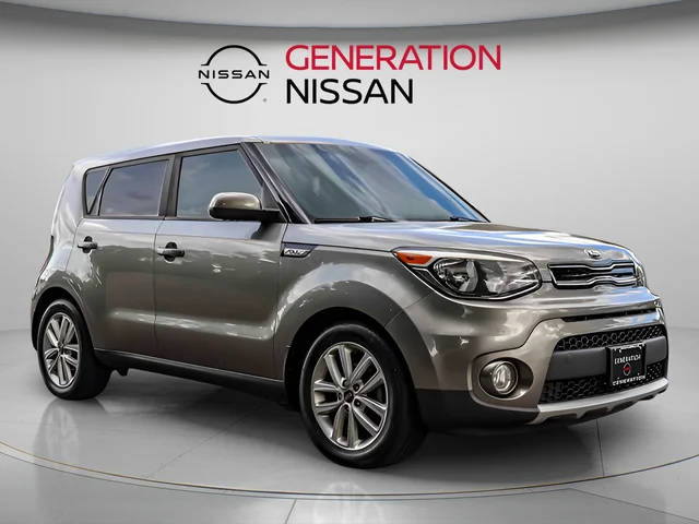 2017 Kia Soul + FWD photo