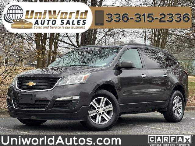 2017 Chevrolet Traverse LS FWD photo