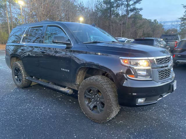 2017 Chevrolet Tahoe LT 4WD photo