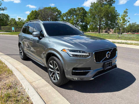 2017 Volvo XC90 Momentum AWD photo
