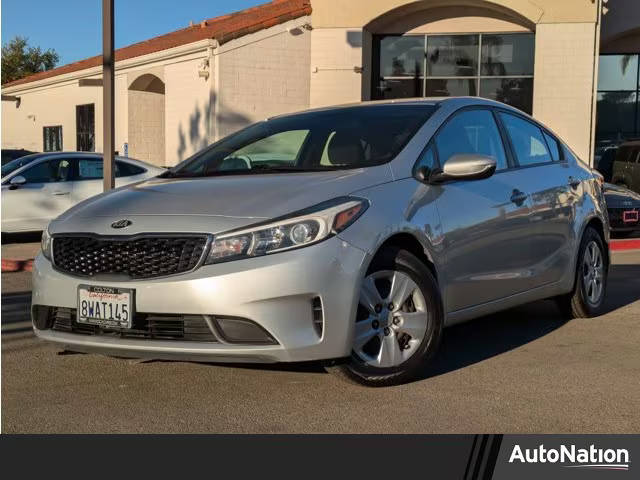 2017 Kia Forte LX FWD photo