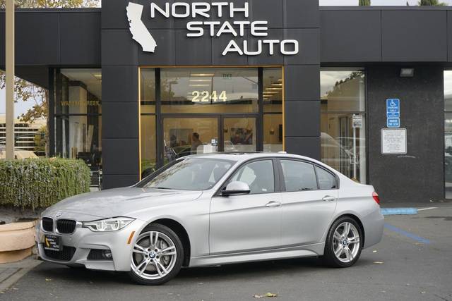 2017 BMW 3 Series 330i RWD photo