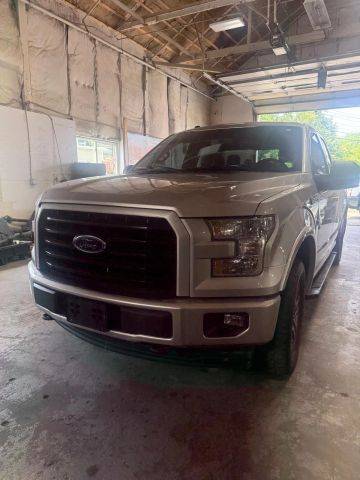 2017 Ford F-150 XLT 4WD photo