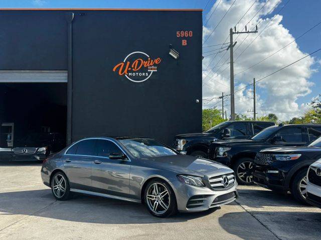 2017 Mercedes-Benz E-Class E 300 Sport RWD photo