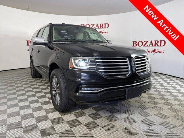 2017 Lincoln Navigator Select RWD photo