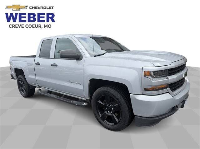 2017 Chevrolet Silverado 1500 Custom RWD photo