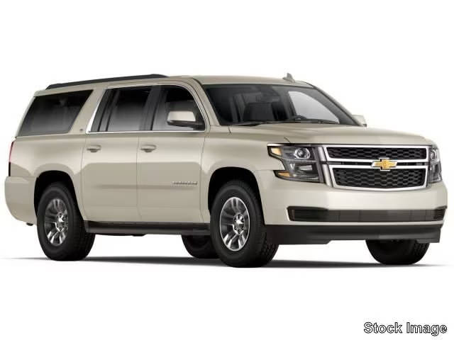 2017 Chevrolet Suburban LT 4WD photo