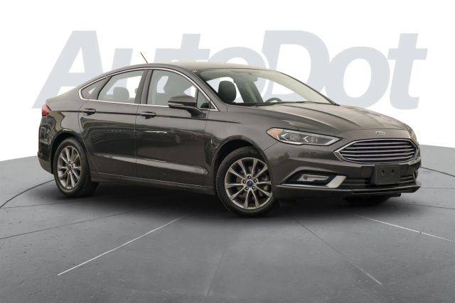 2017 Ford Fusion SE FWD photo