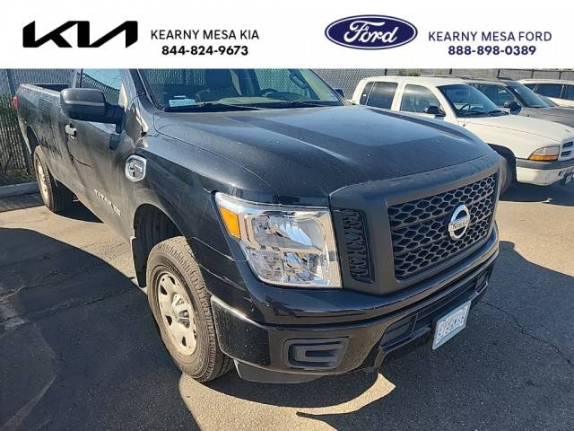 2017 Nissan Titan XD S RWD photo