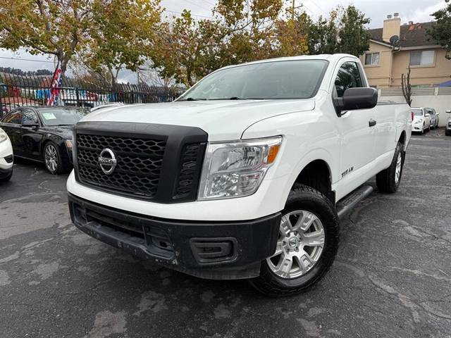2017 Nissan Titan S 4WD photo