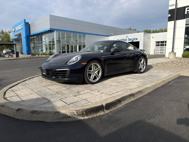 2017 Porsche 911 Carrera RWD photo