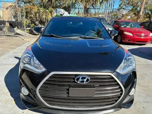 2017 Hyundai Veloster Turbo FWD photo