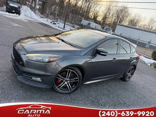 2017 Ford Focus ST FWD photo