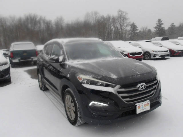 2017 Hyundai Tucson SE Plus AWD photo