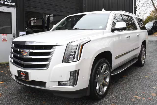 2017 Cadillac Escalade ESV Premium Luxury 4WD photo