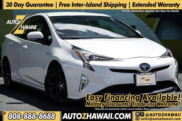 2017 Toyota Prius Three Touring FWD photo