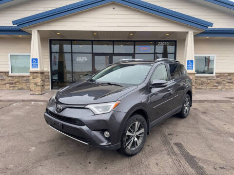 2017 Toyota RAV4 XLE AWD photo