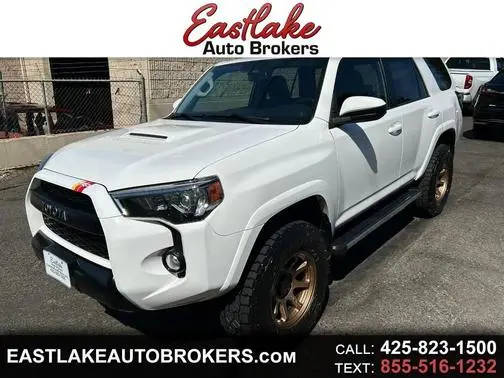 2017 Toyota 4Runner TRD Pro 4WD photo
