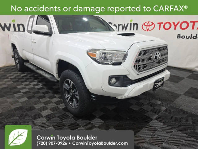 2017 Toyota Tacoma TRD Sport 4WD photo