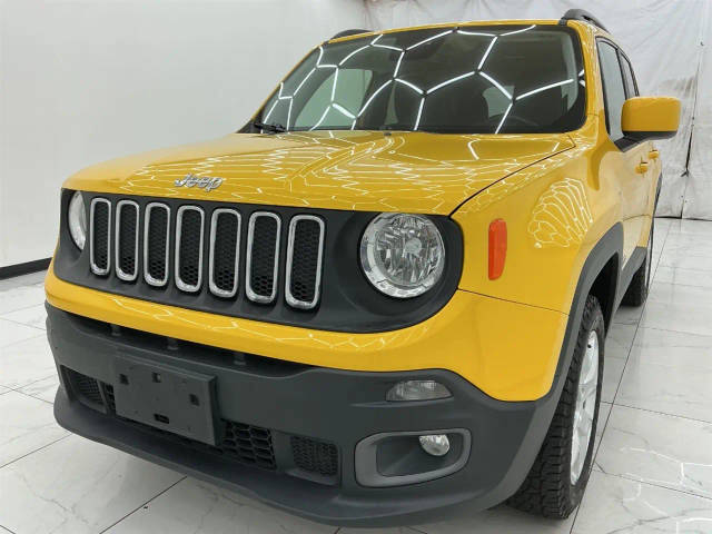 2017 Jeep Renegade Latitude 4WD photo