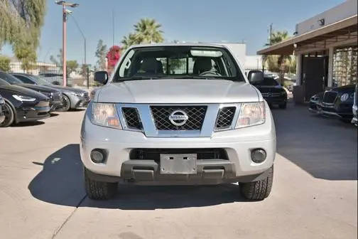 2016 Nissan Frontier SV 4WD photo