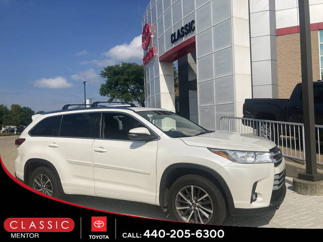 2017 Toyota Highlander XLE AWD photo