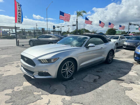 2017 Ford Mustang EcoBoost Premium RWD photo